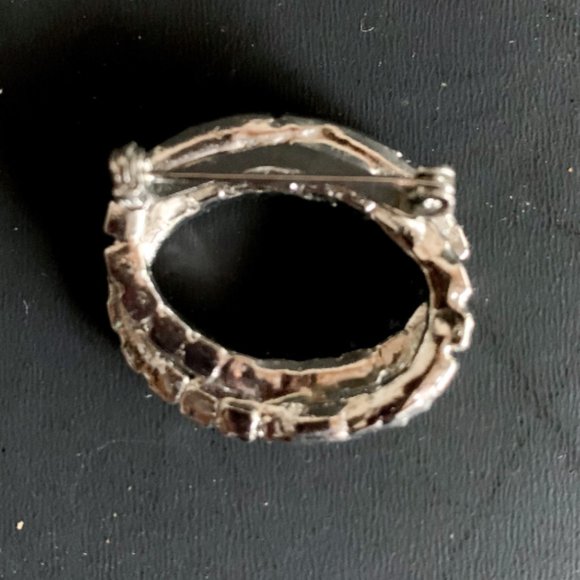 Vintage Double Rhinestone Circle Pin - Picture 5 of 8